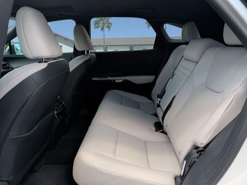 Certified 2024 Lexus RX 350 Premium w/ Accessory Package (Z1) FWD image 25