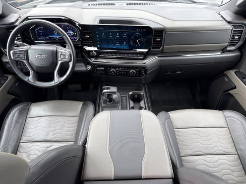 Used 2023 Chevrolet Silverado 1500 ZR2 w/ Technology Package image 12