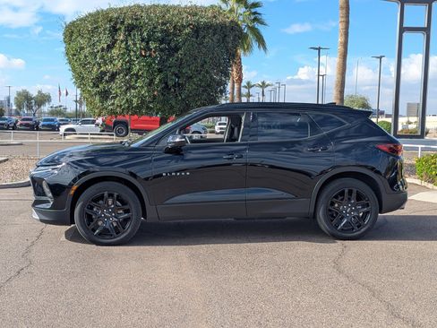 Used 2024 Chevrolet Blazer LT w/ Sound & Technology Package image 3