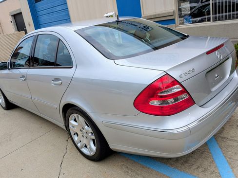 Used 2003 Mercedes-Benz E 500 Sedan image 4