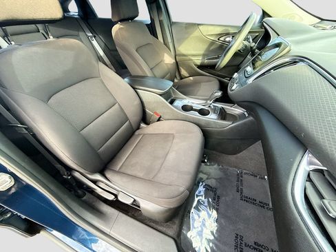 Used 2019 Chevrolet Malibu LT w/ Driver Confidence Package II FWD image 13
