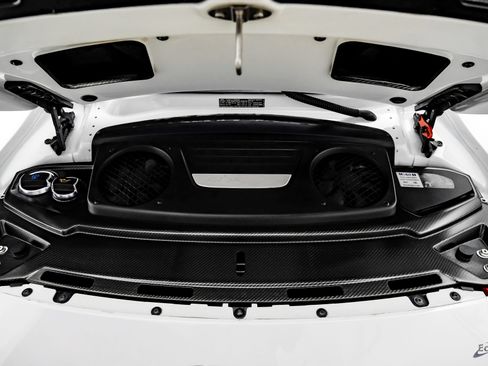 Used 2019 Porsche 911 GT3 RS RWD image 3