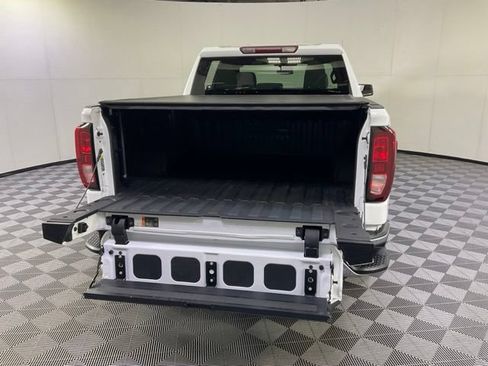 Used 2024 GMC Sierra 1500 SLE AWD/4WD image 35