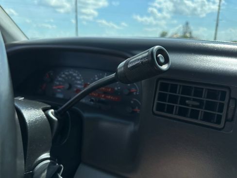 Used 2003 Ford F350 XL RWD image 21