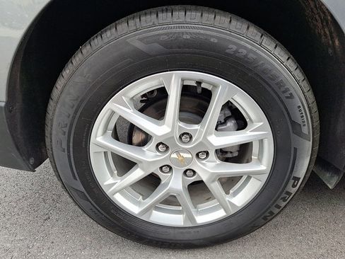 Used 2024 Chevrolet Equinox LT AWD/4WD image 7