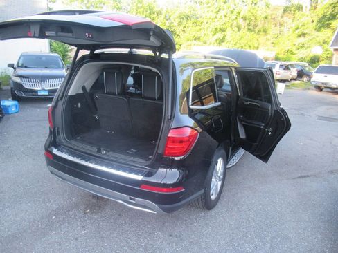 Used 2014 Mercedes-Benz GL 450 4MATIC image 12