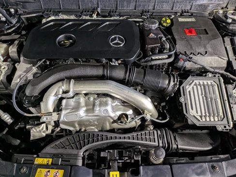Certified 2025 Mercedes-Benz GLB 250 image 25