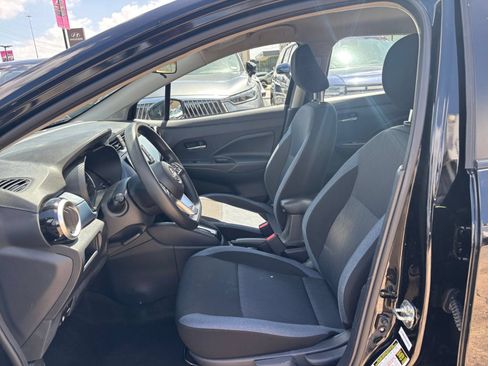 Used 2025 Nissan Versa SV FWD image 24