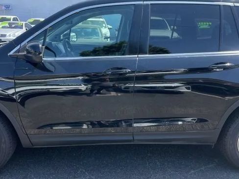 Used 2017 Honda Pilot EX-L image 4