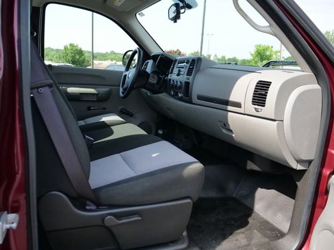 Used 2009 GMC Sierra 1500 W/T AWD/4WD image 27
