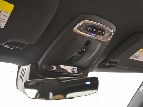 Used 2017 Volvo XC90 T6 Inscription w/ Vision Package image 28