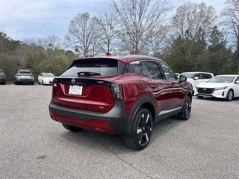 New 2026 Nissan Kicks SR image 7