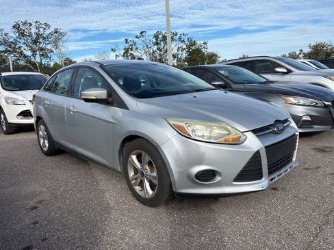 Used 2013 Ford Focus SE image 4