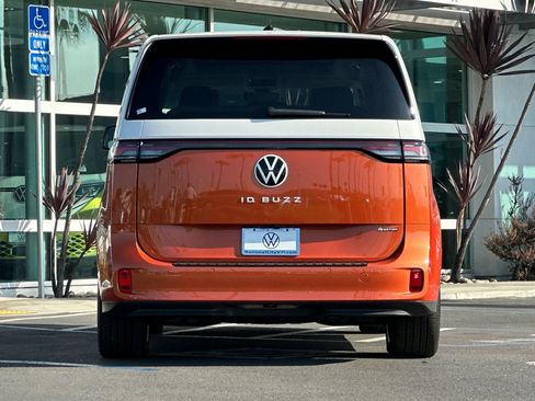 New 2025 Volkswagen ID. Buzz Pro S Plus image 6