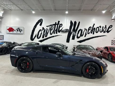 Used 2016 Chevrolet Corvette Stingray Coupe w/ Carbon Flash Badge Package image 10