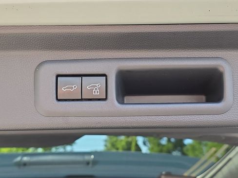 Used 2023 Toyota Sequoia Limited w/ TRD Off-Road Package AWD/4WD image 17