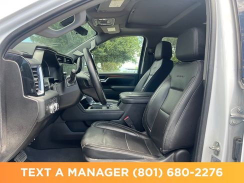 Used 2024 GMC Sierra 3500 Denali w/ Denali Reserve Package AWD/4WD image 11