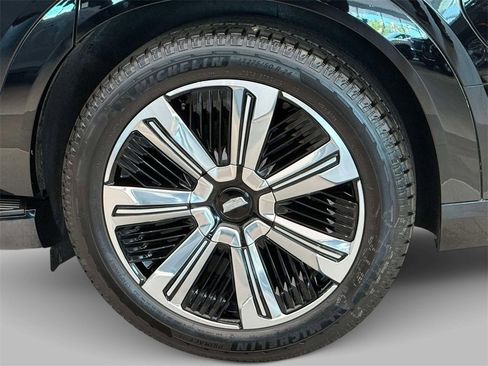 New 2025 Cadillac Escalade IQ Luxury 1 image 12