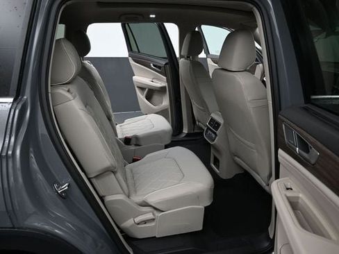 New 2026 Volkswagen Atlas SEL Premium R-Line AWD/4WD image 13