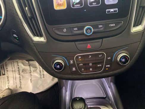 Used 2018 Chevrolet Malibu RS w/ Driver Confidence Package FWD image 34