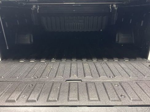 Used 2020 GMC Sierra 1500 SLT w/ SLT Premium Package image 22