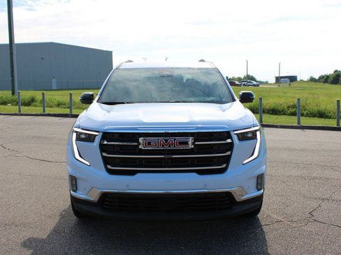New 2026 GMC Acadia Elevation w/ Super Cruise Package FWD image 4