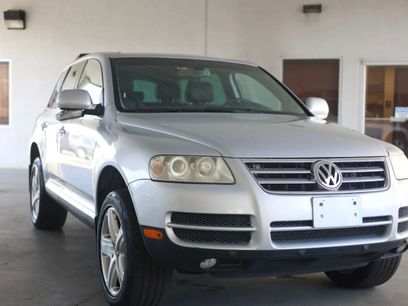Used 2004 Volkswagen Touareg V6