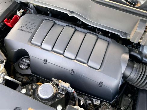 Used 2016 Buick Enclave Premium image 33