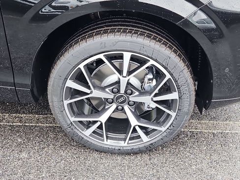 New 2026 Audi Q3 quattro 2.0T AWD/4WD image 4