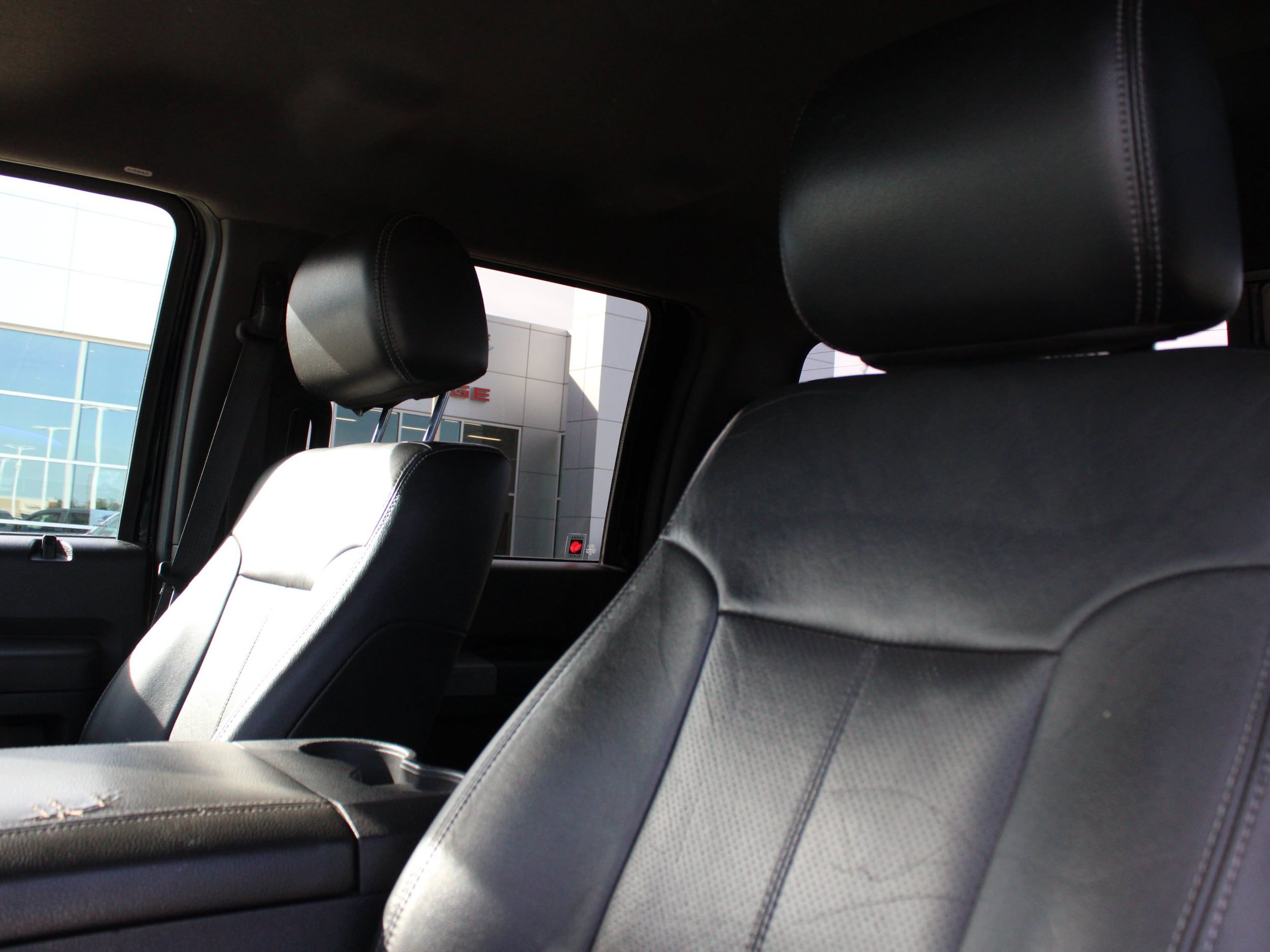 Used 2016 Ford F250 Lariat w/ Lariat Interior Package AWD/4WD image 38