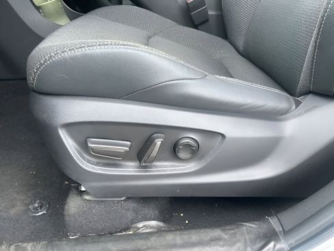 Used 2025 Toyota bZ4X AWD w/ Weather Package image 22