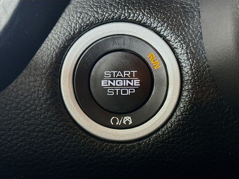 Used 2021 RAM 1500 Big Horn image 21