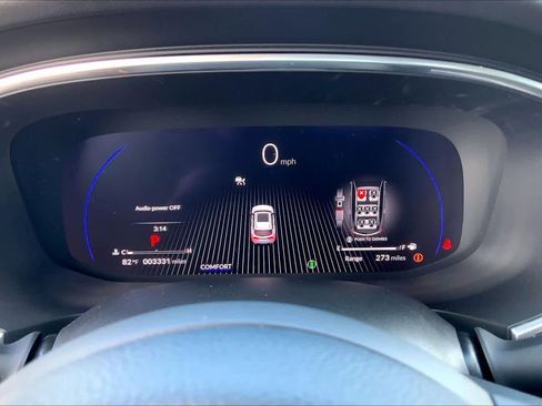 Used 2025 Acura MDX SH-AWD w/ Technology Package image 24