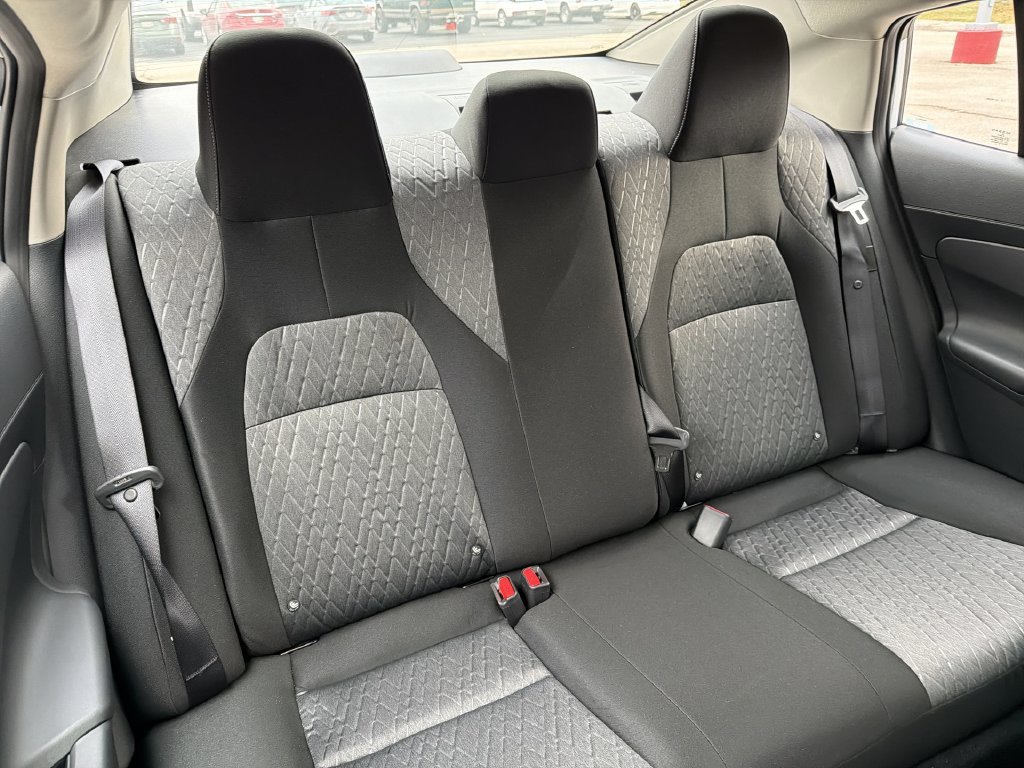 Certified 2026 Nissan Sentra SV w/ SV Convenience Package FWD image 17