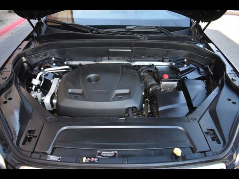 Used 2019 Volvo XC90 T6 Momentum image 44