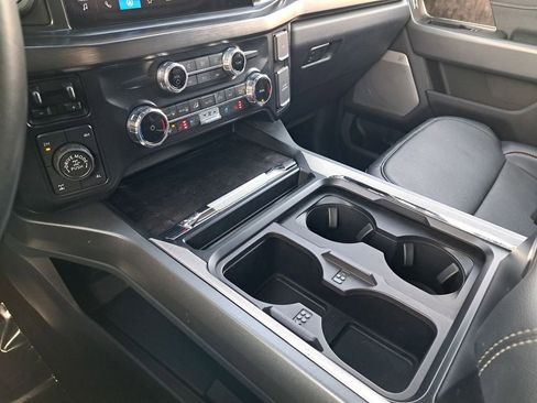 Used 2023 Ford F350 Lariat w/ Lariat Ultimate Package image 29