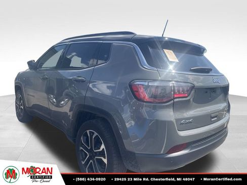 Used 2023 Jeep Compass Limited AWD/4WD image 6