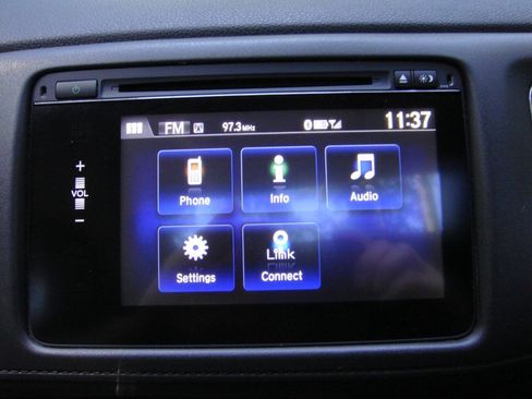 Used 2018 Honda HR-V EX image 28