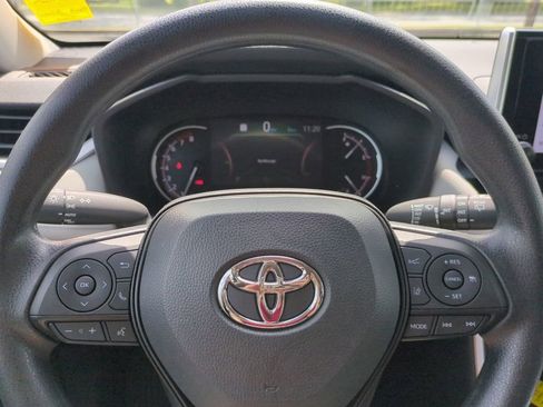 Used 2023 Toyota RAV4 XLE image 31