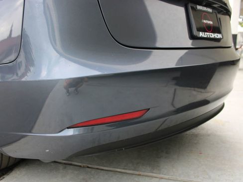 Used 2023 Tesla Model 3 Standard Range image 13