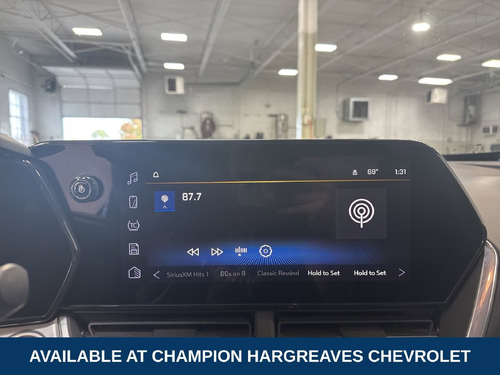 Certified 2024 Chevrolet Trax LT FWD image 17