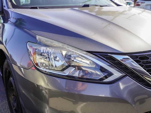 Used 2019 Nissan Sentra S image 4