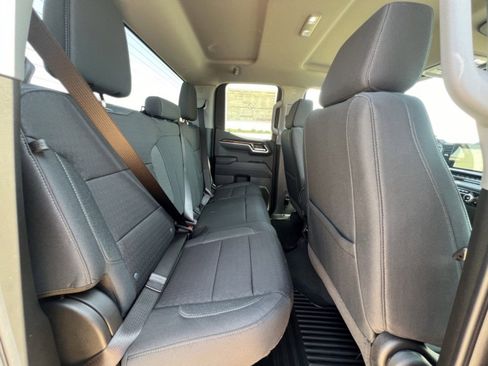 Used 2024 GMC Sierra 1500 Elevation image 15