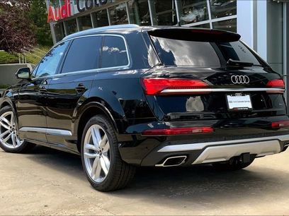 New 2025 Audi Q7 3.0T Premium Plus
