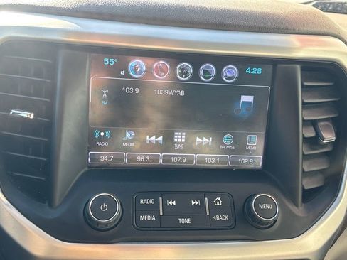 Used 2018 GMC Acadia SLT image 11