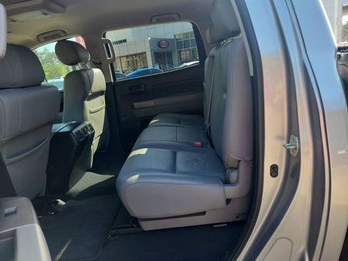 Used 2012 Toyota Tundra SR5 w/ SR5 Pkg image 17