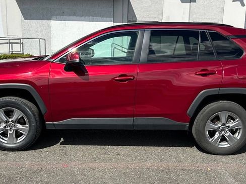 Certified 2025 Toyota RAV4 XLE w/ Convenience Package AWD/4WD image 8