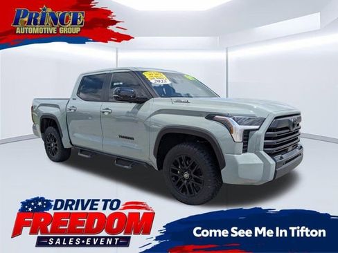 Used 2025 Toyota Tundra Limited AWD/4WD image 1