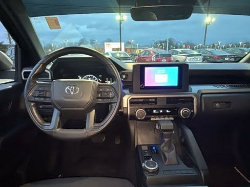 Used 2024 Toyota Tacoma SR5 image 9