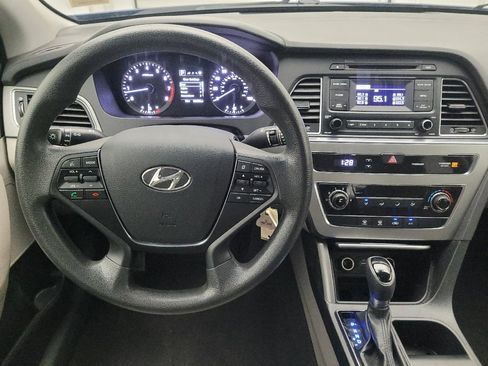 Used 2017 Hyundai Sonata SE FWD image 22